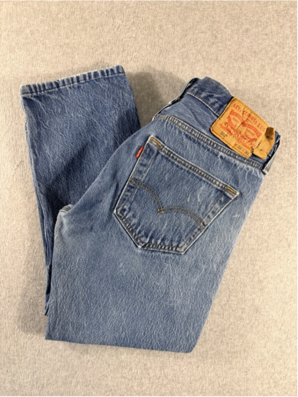 Levis 501 Original Fit Straight Leg Jeans Mens 32x30 Button Fly Dark